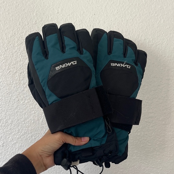 Dakine Accessories - Dakine Wristguard Glove Women’s Size Medium / 7 Teal Blue Green Black